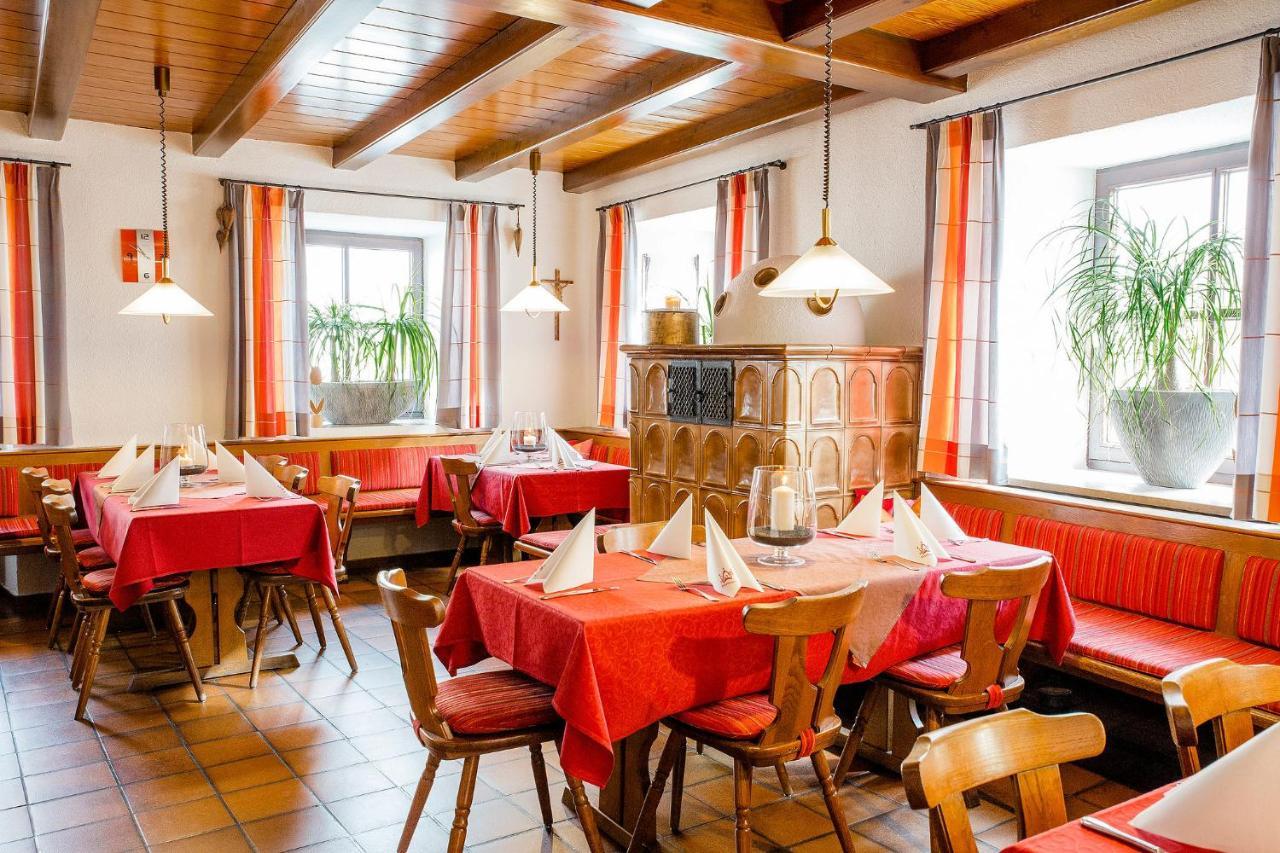 Gasthof Krone Bissingen  Екстер'єр фото